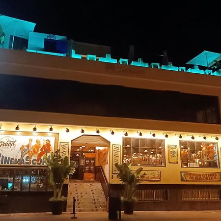 Apartamento El Bambu Cerca Del Mar Málaga Exterior foto